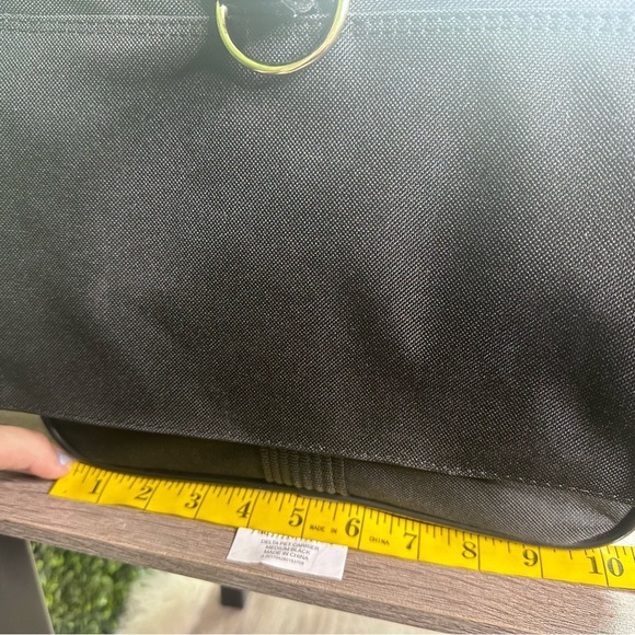 Sherpa Black delta pet carrier cargo new - Picture 13 of 16